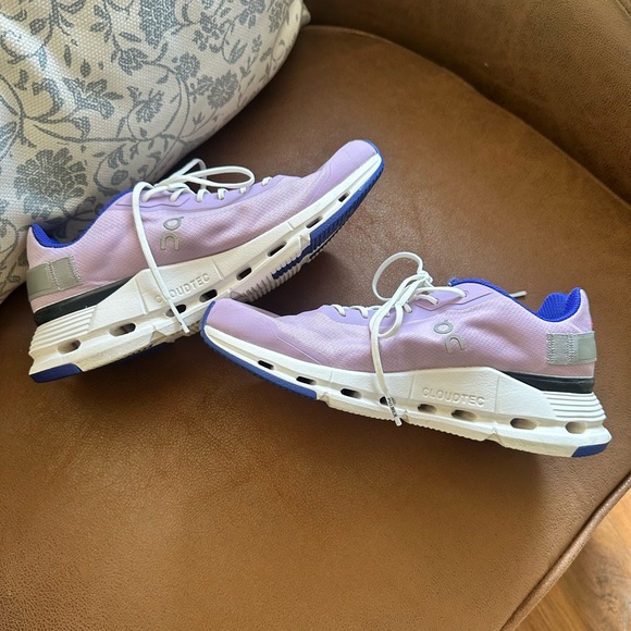 On Running Women's Lavender and White Sneakers - Picture 4 of 6